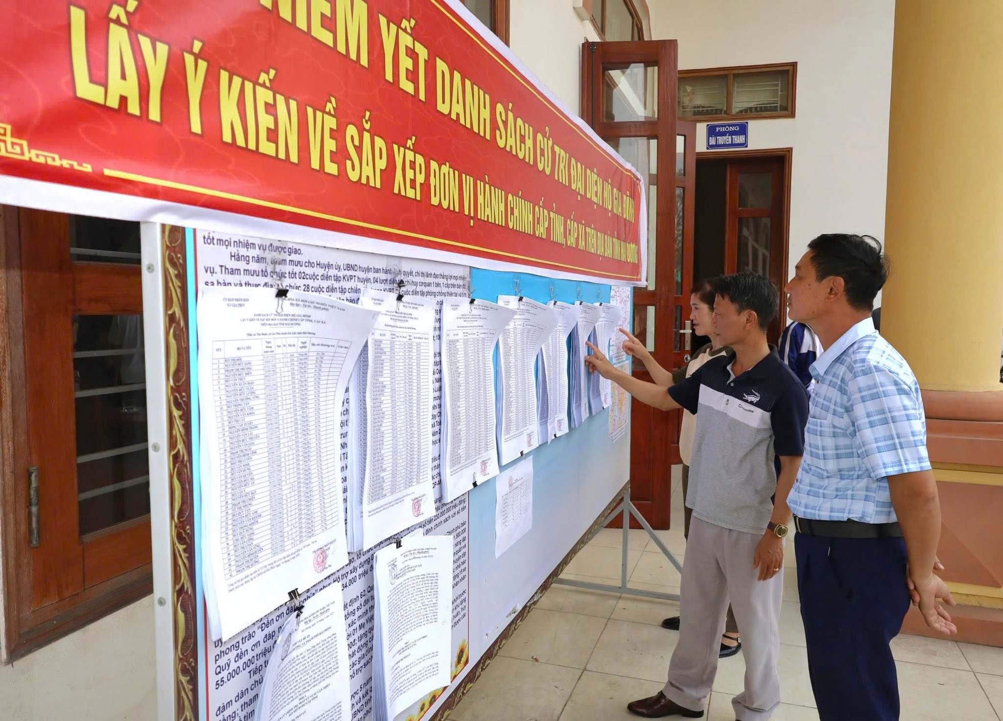 UBND xã Gia Phúc tổ chức lấy phiếu ý kiến cử tri về việc đề án sáp nhập tỉnh, đề án sắp xếp đơn vị hành chính cấp xã tỉnh Hải Dương năm 2025